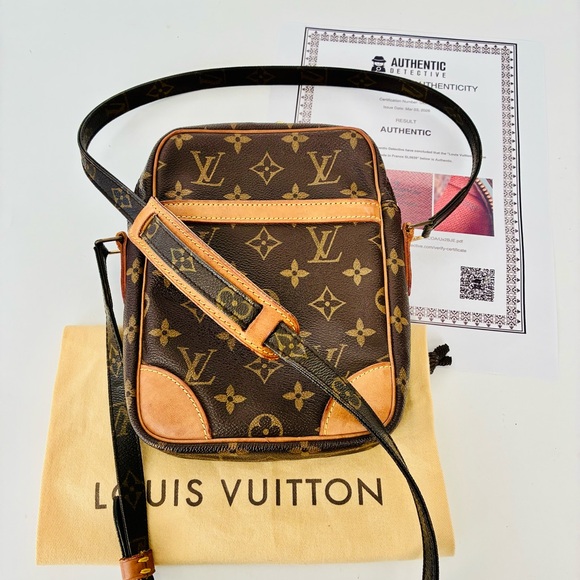 Louis Vuitton Danube Bag Vintage Crossbody Monogram Comes with COA and Dustbag - Picture 16 of 16
